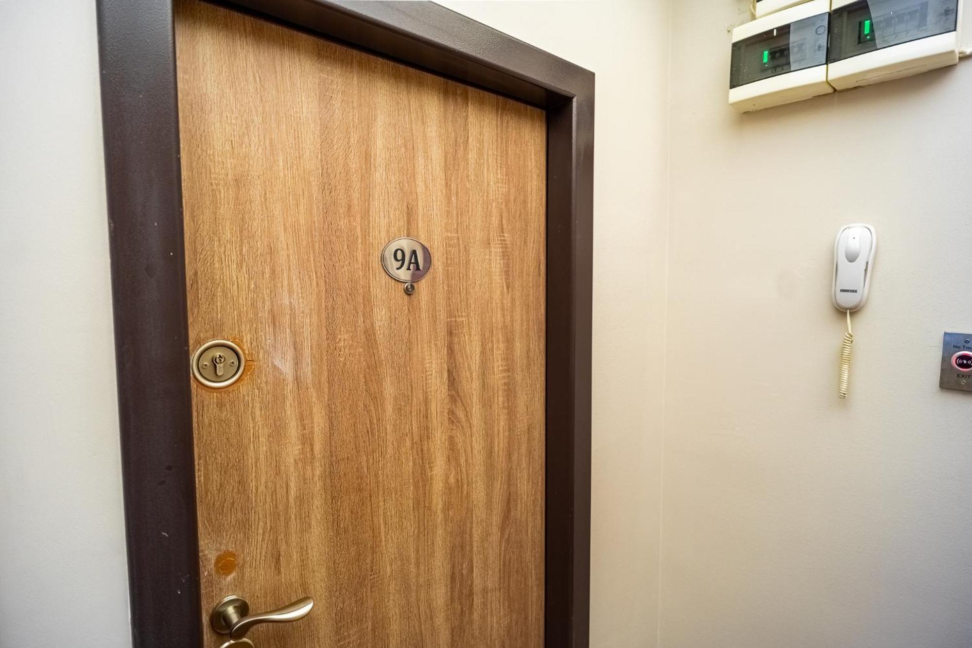 Cozy Apartments Near Calea Victoriei Bucharest Exterior photo